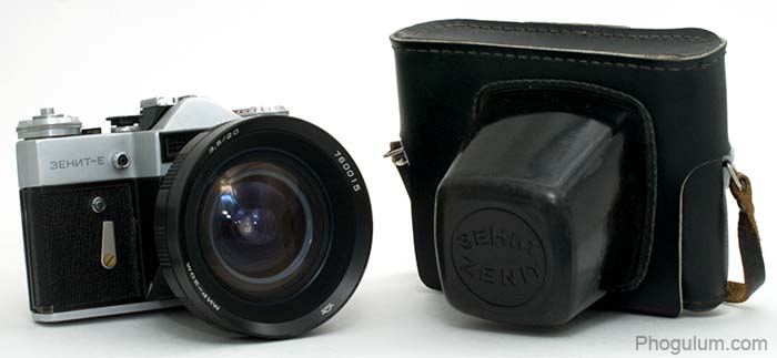 Zenit E with lens Mir-20M and case